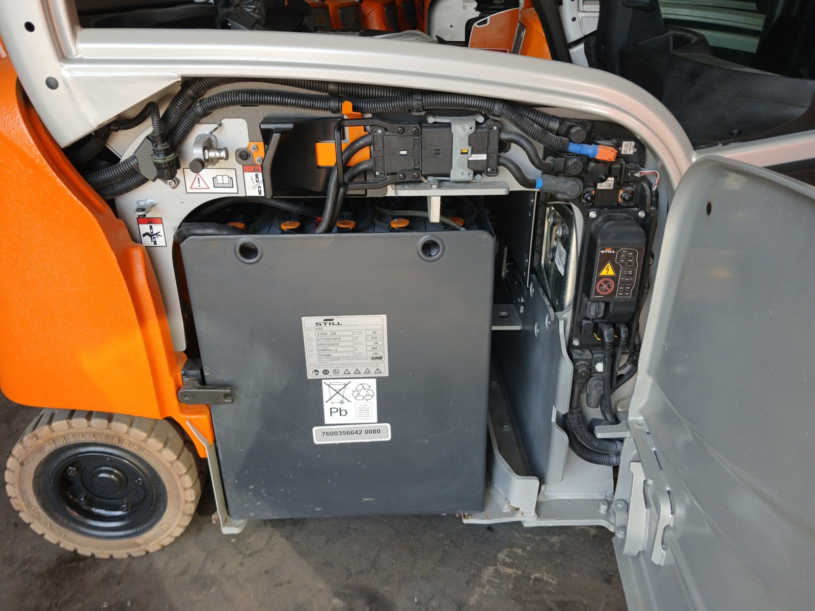 فوركليفت كهرباء الماني STILL RX20-16 حمولة 1,6 طن - صورة 4