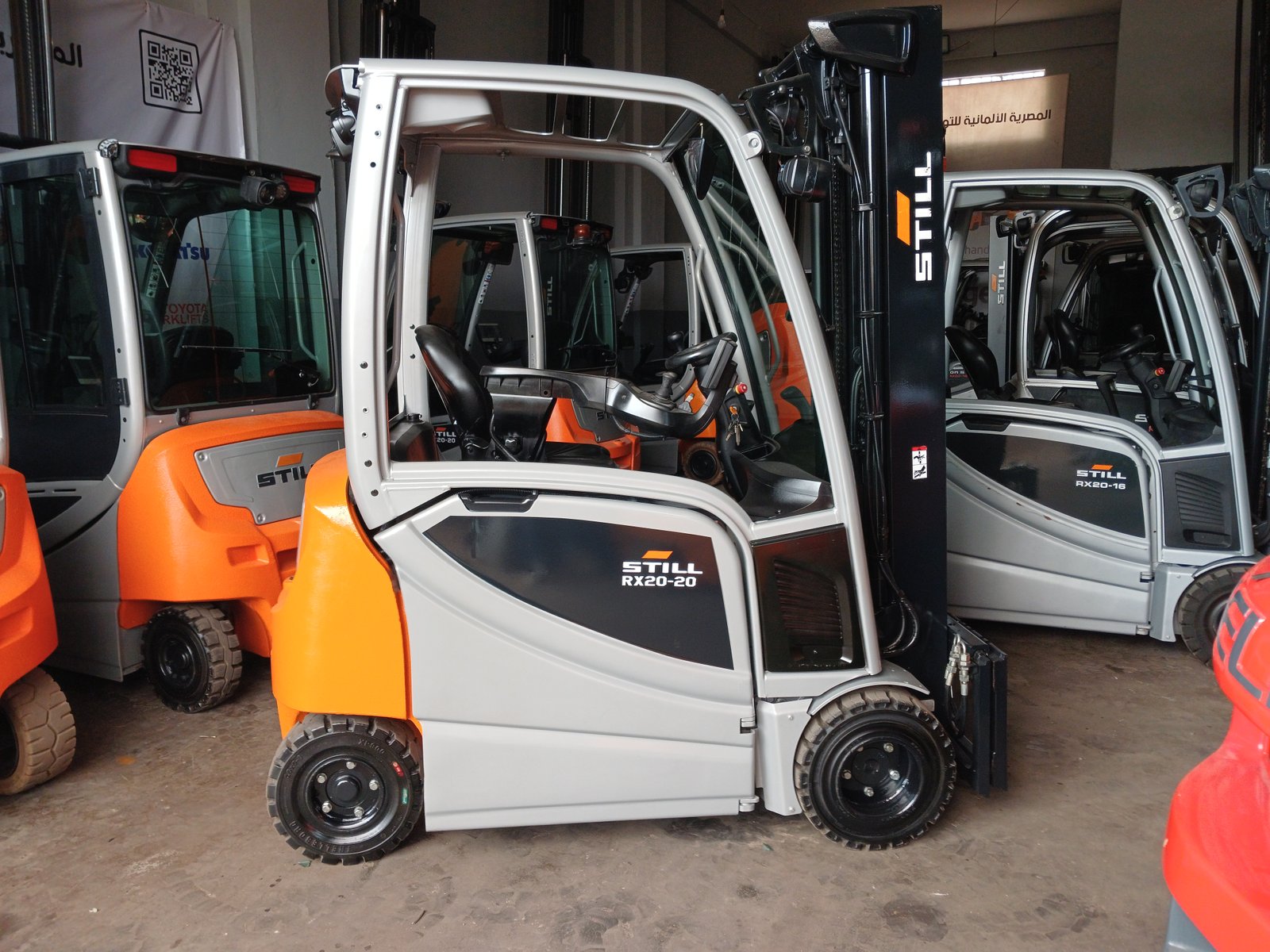فوركليفت كهرباء الماني STILL RX20-20 حمولة 2 طن