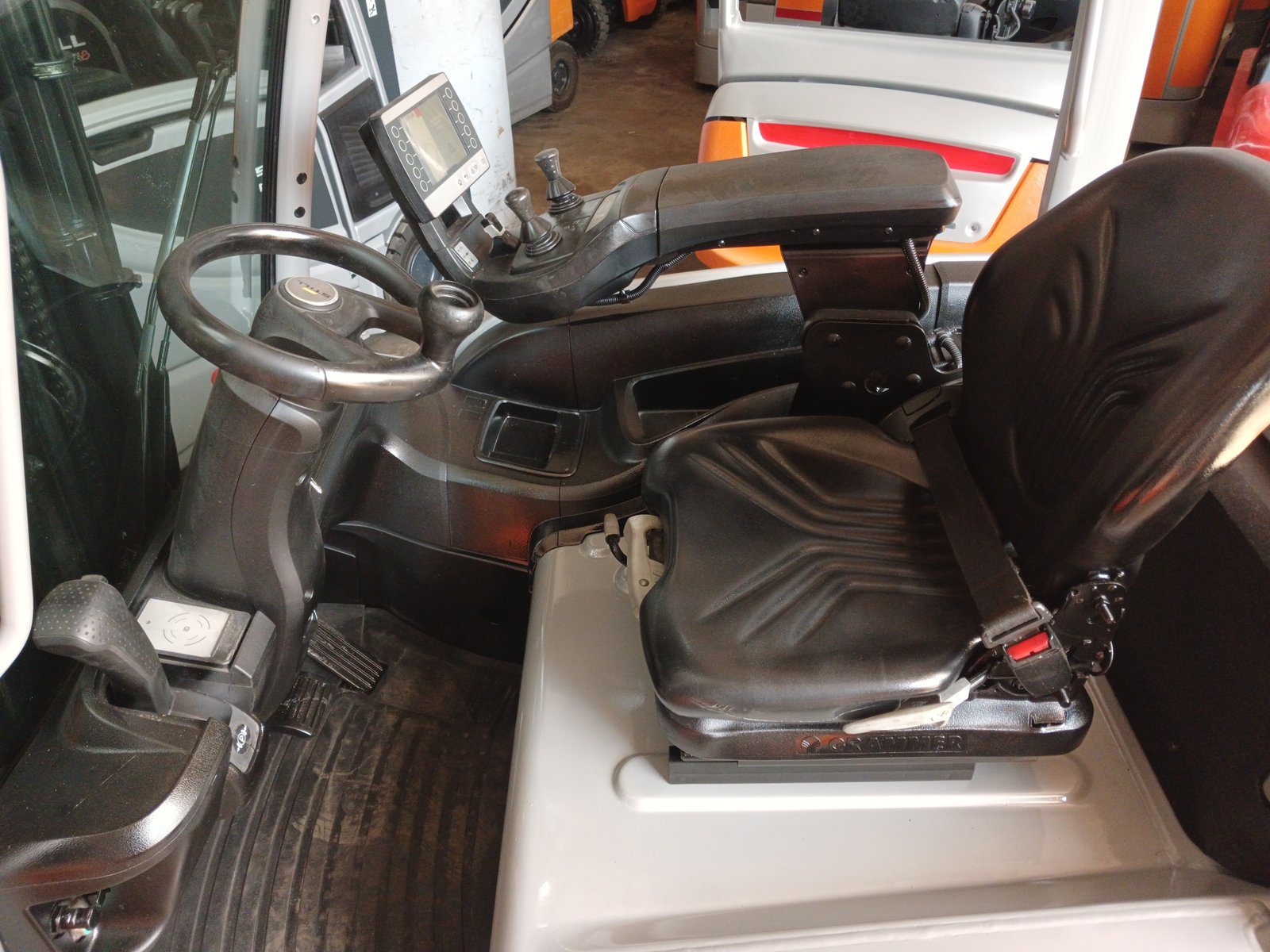 فوركليفت كهرباء الماني STILL RX20-20 حمولة 2 طن - صورة 3