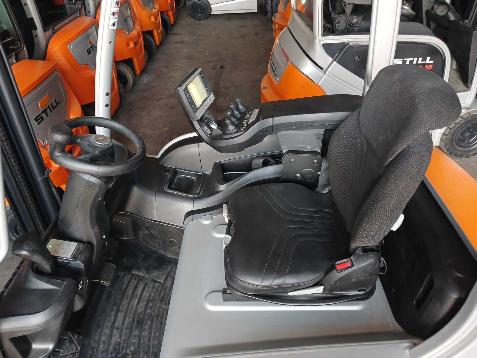 فوركليفت كهرباء الماني STILL RX20-16 حمولة 1,6 طن - صورة 3