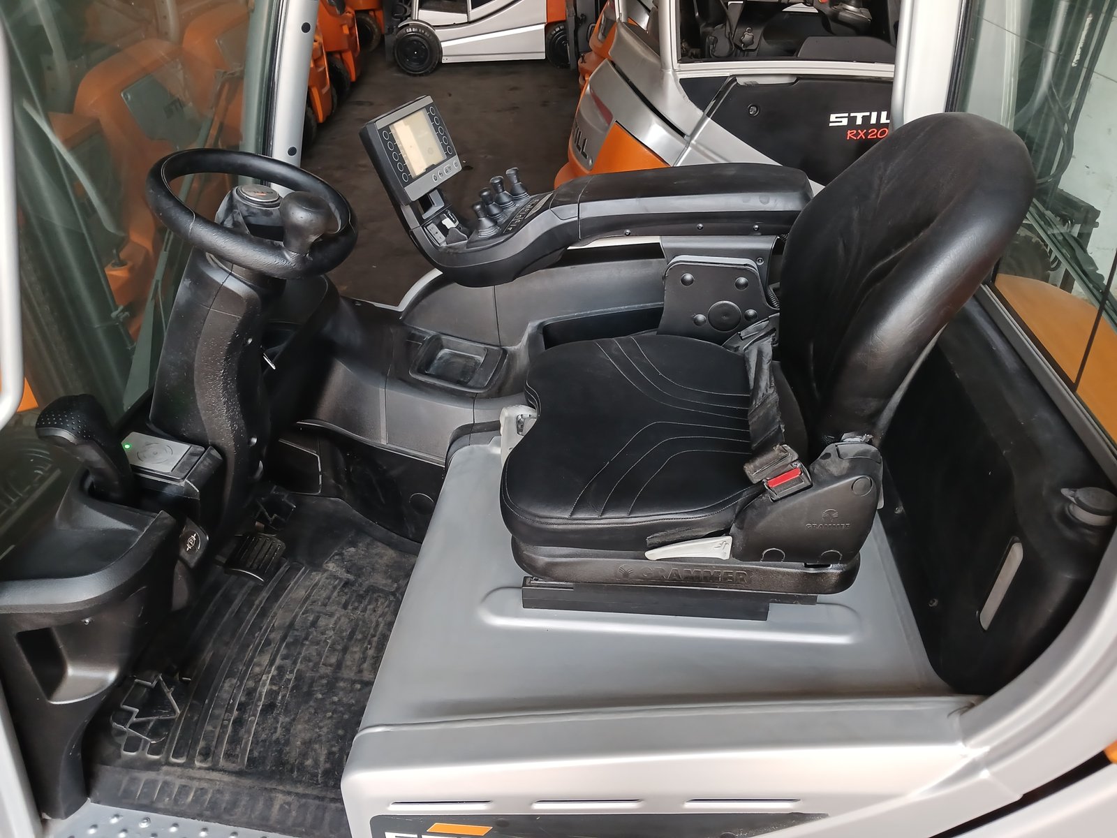 فوركليفت كهرباء الماني STILL RX20-16 حمولة 1,6 طن - صورة 4