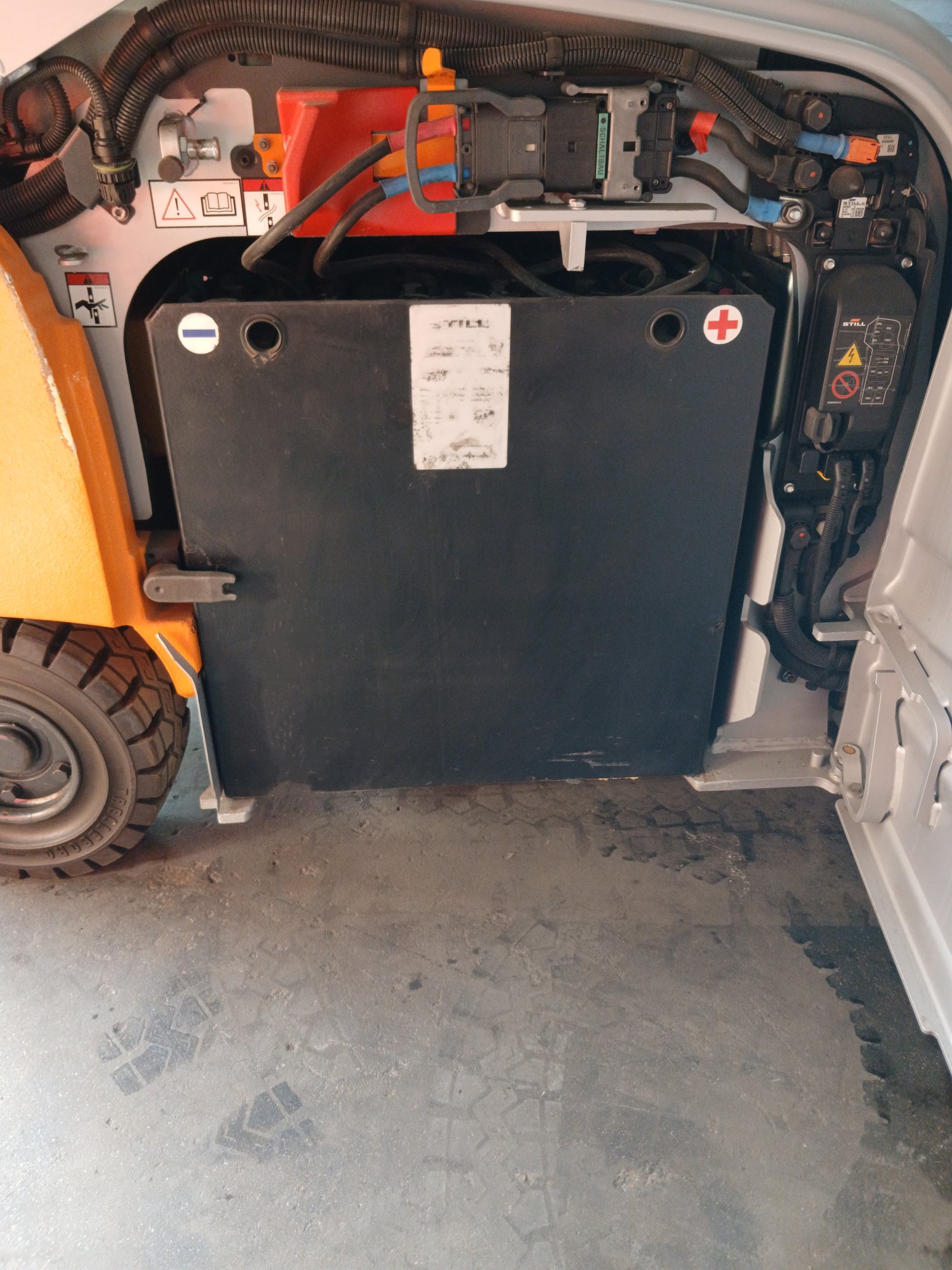فوركليفت كهرباء الماني STILL RX20-16 حمولة 1,6 طن - صورة 5