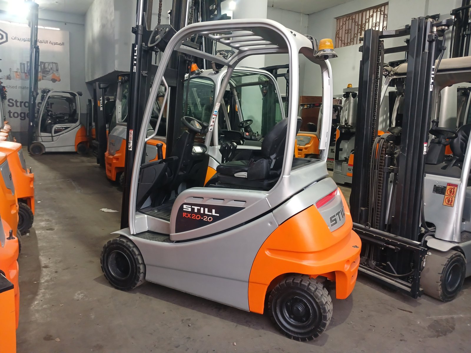 فوركليفت كهرباء الماني STILL RX20-20 حمولة 2 طن