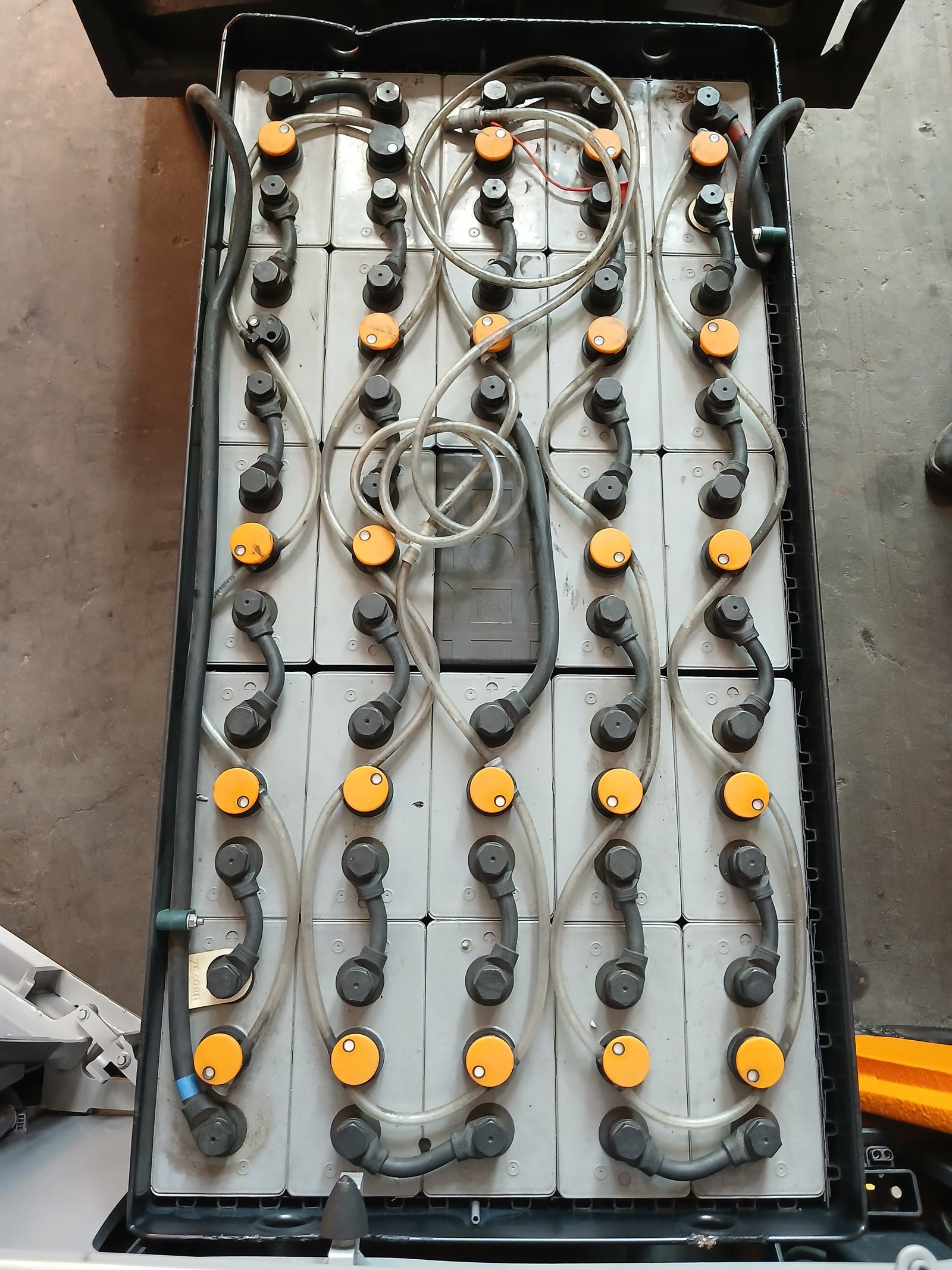 فوركليفت كهرباء الماني STILL RX20-20 حمولة 2 طن - صورة 4