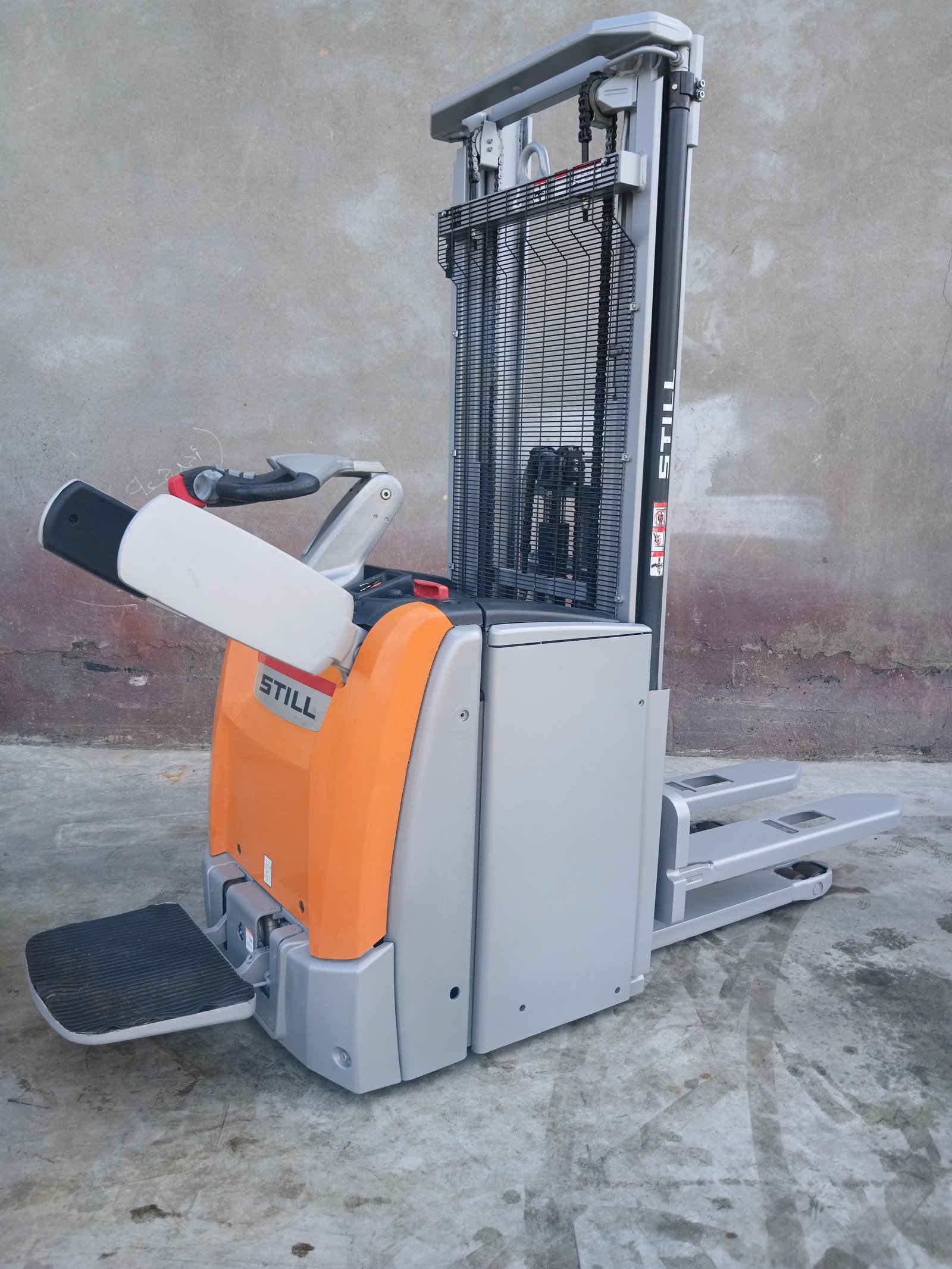 ستاكر كهرباء الماني STILL EXV-SF14 حمولة 1,4 طن - صورة 2